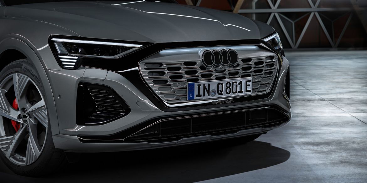 Audi-Q8-logo